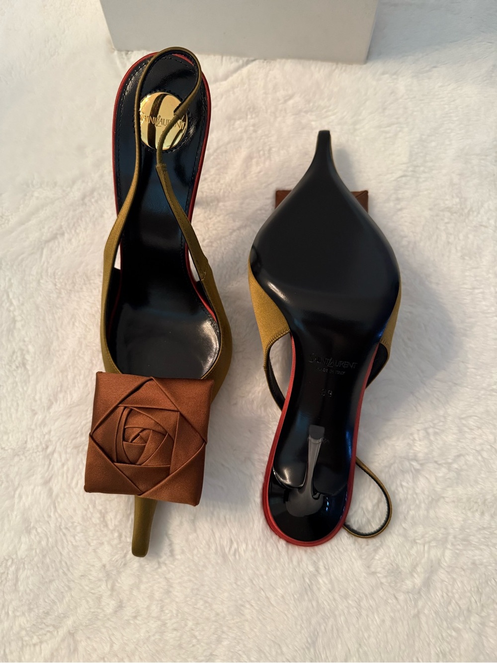 Saint Laurent Amalia Slingback Pump - Picture 6 of 8